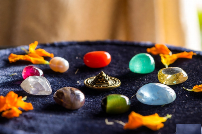 Gemstone Guide for Rashi and Lagna Which Stone Brings Wealth and Protection